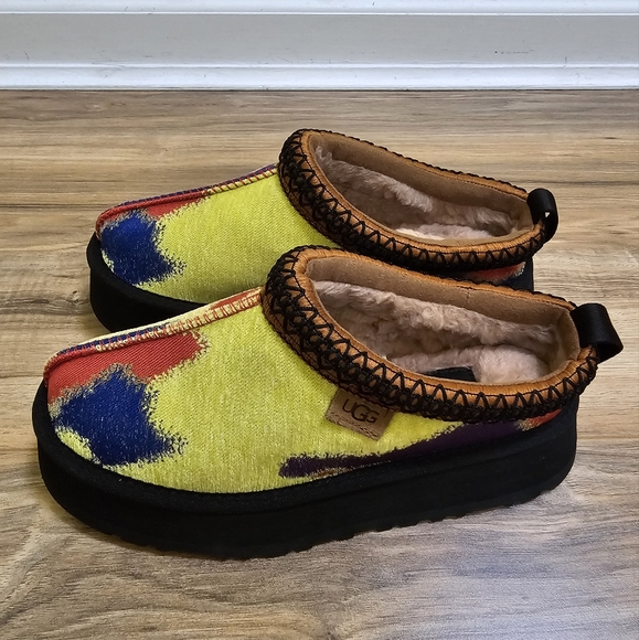 UGG WOMENS UGG TAZZ SLIPPERS, size  US 6 - Picture 3 of 8